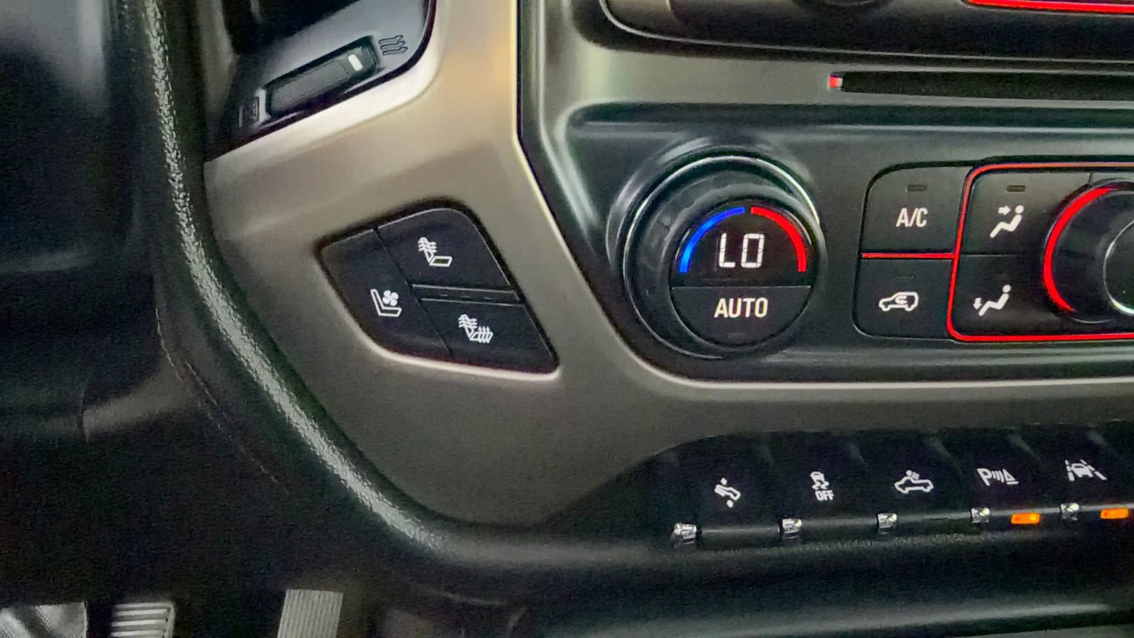 Used 2016 GMC Sierra 1500 Denali w/ Denali Ultimate Package image 26