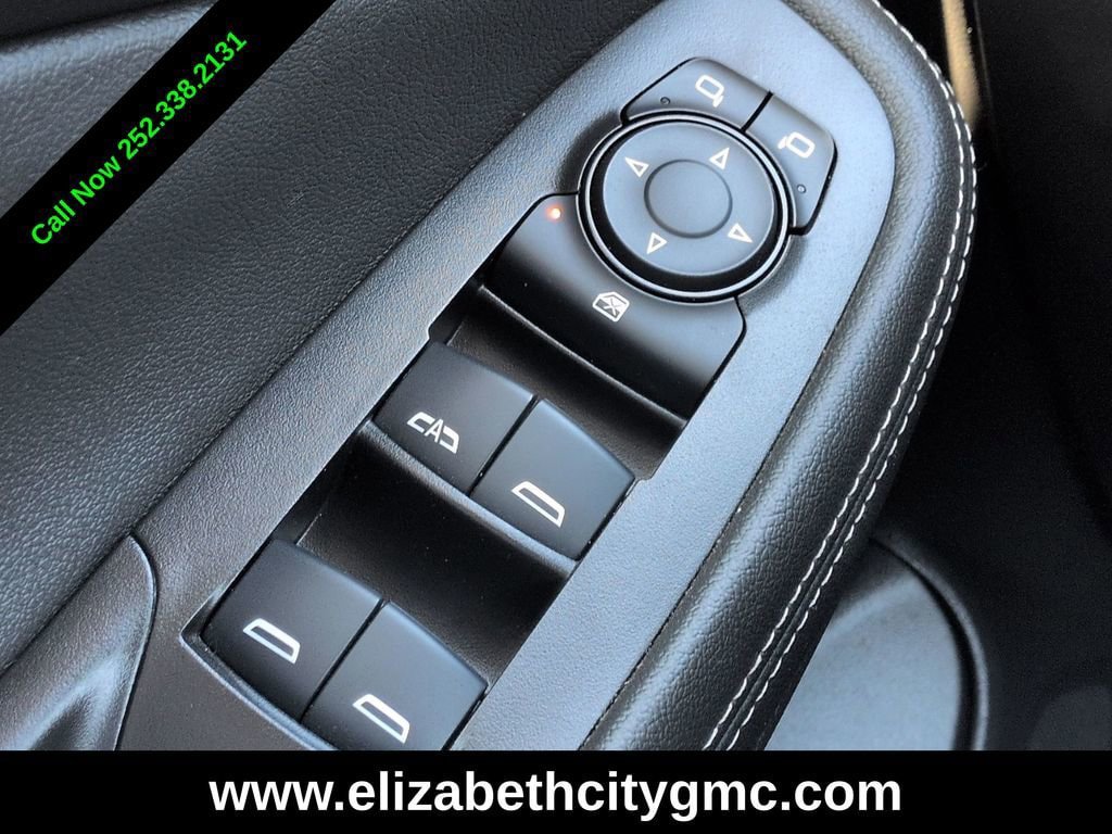 Used 2024 Buick Encore GX Sport Touring FWD image 21