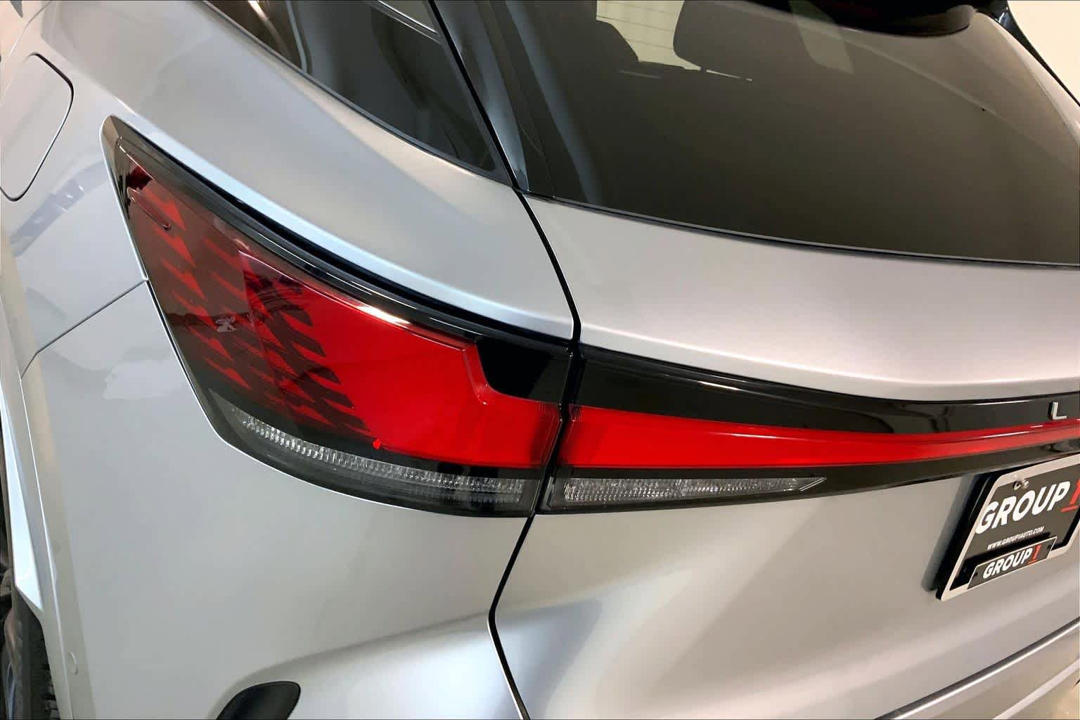 Used 2023 Lexus RX 500h F Sport image 28