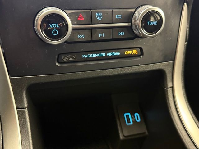 Used 2023 Ford Edge SE image 23