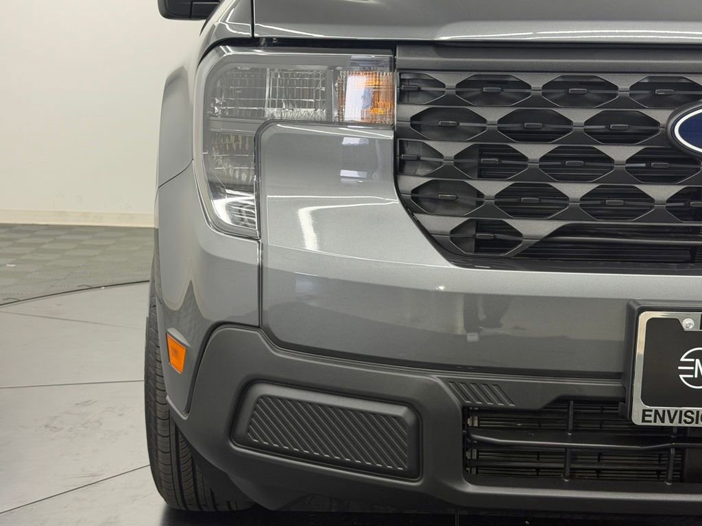 Used 2025 Ford Maverick XL FWD image 9