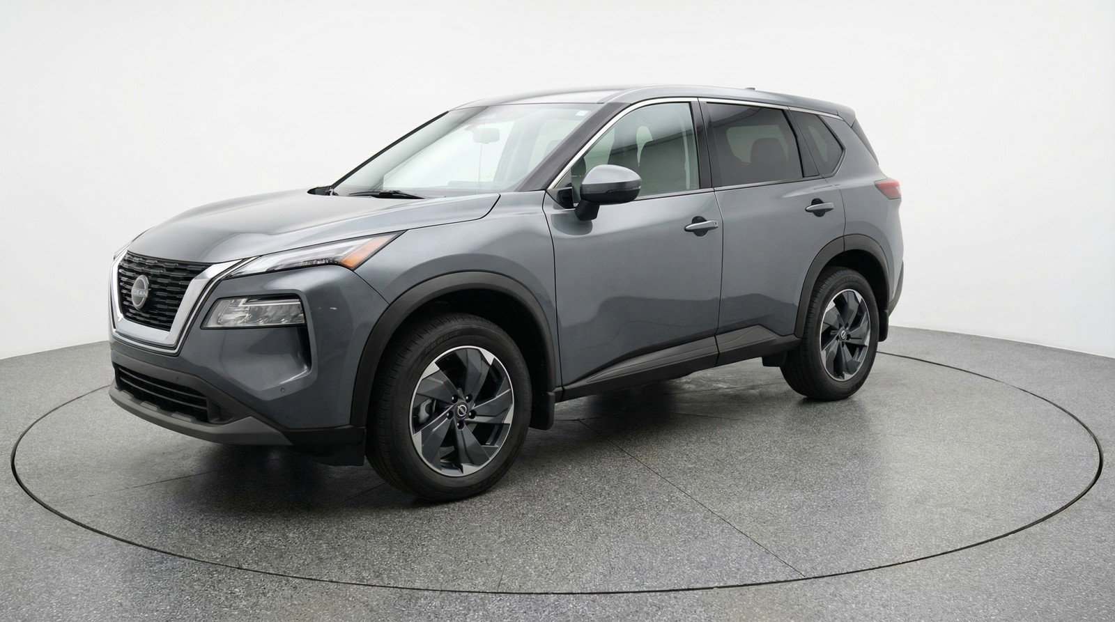 Used 2025 Nissan Rogue SV image 3