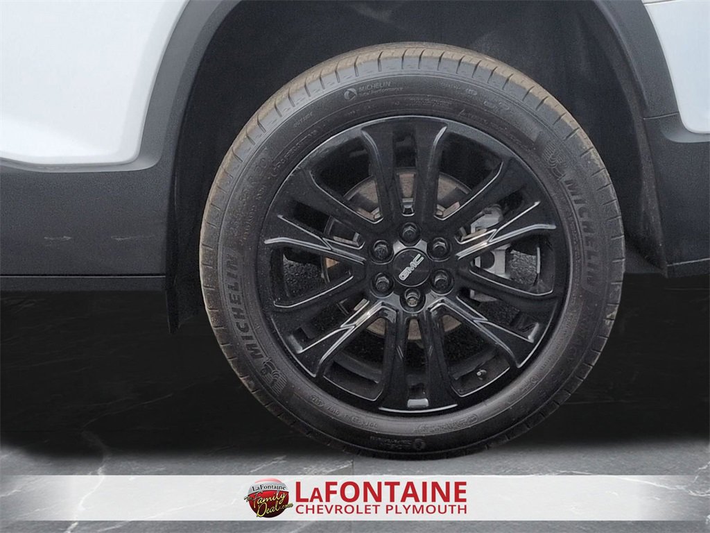 Certified 2023 GMC Acadia SLE w/ Driver Convenience Package image 29