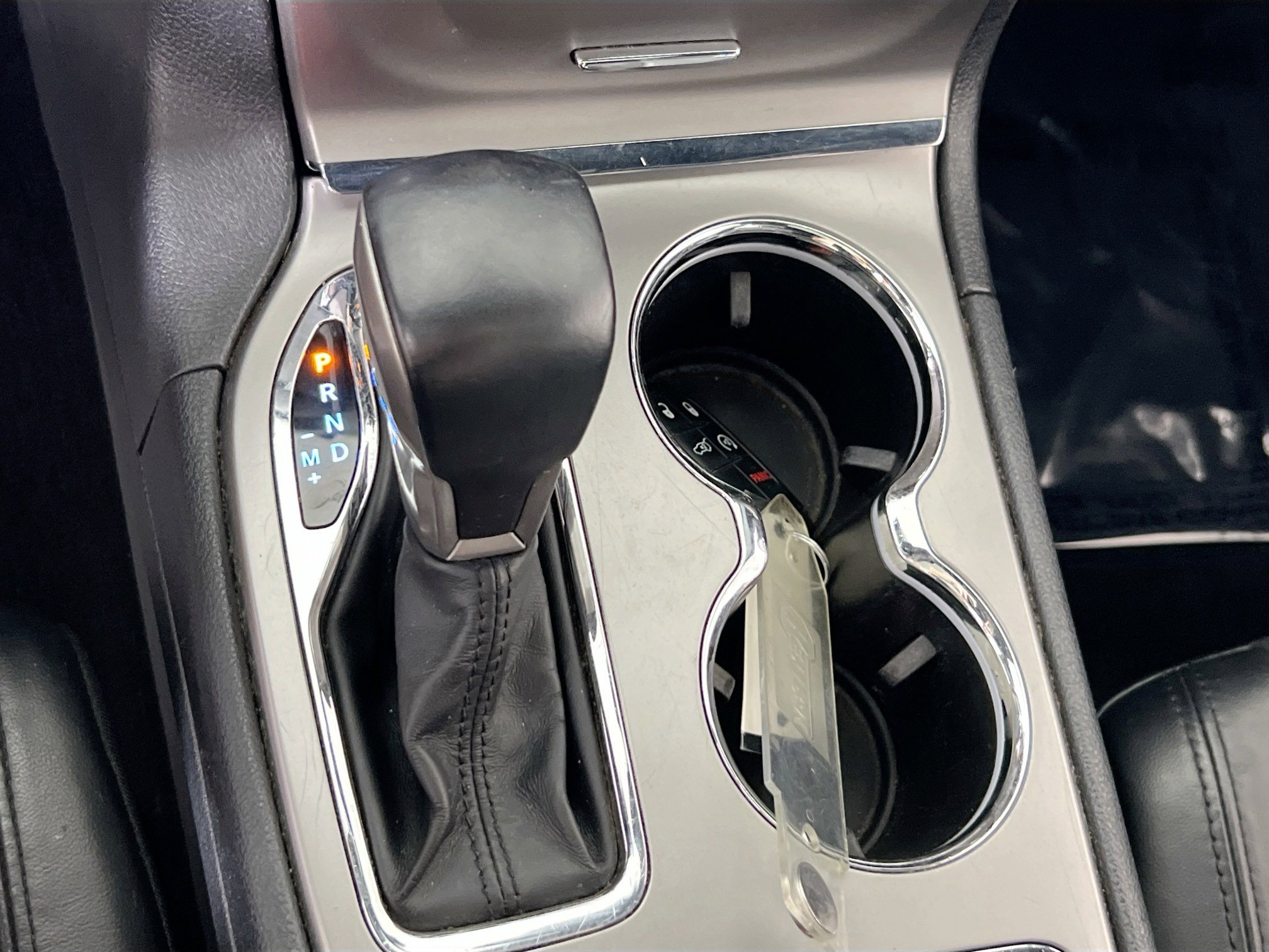 Used 2022 Jeep Grand Cherokee Laredo X image 17