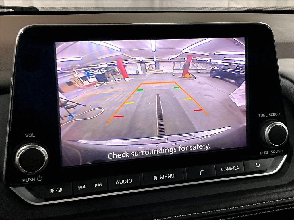 Used 2022 Nissan Rogue SV w/ SV Premium Package AWD/4WD image 18