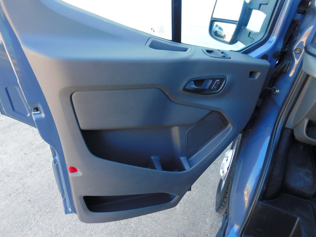 Used 2022 Ford Transit 250 148 High Roof Extended AWD w/ Parcel Delivery Package image 41