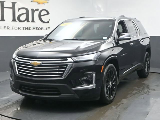 Used 2023 Chevrolet Traverse Premier w/ LPO, Cargo Package image 7