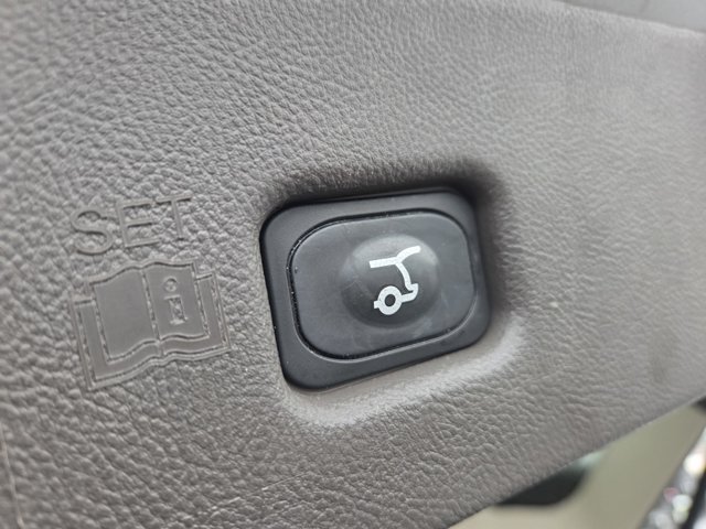Used 2023 Lincoln Nautilus Reserve AWD/4WD image 36