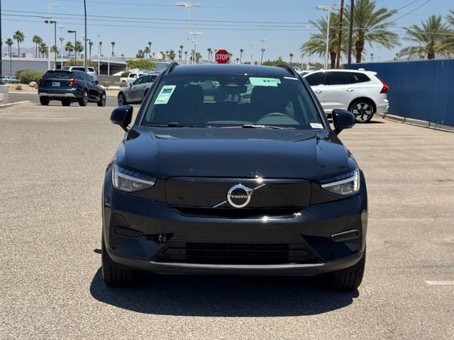New 2025 Volvo EX40 Core w/ Climate Package image 2