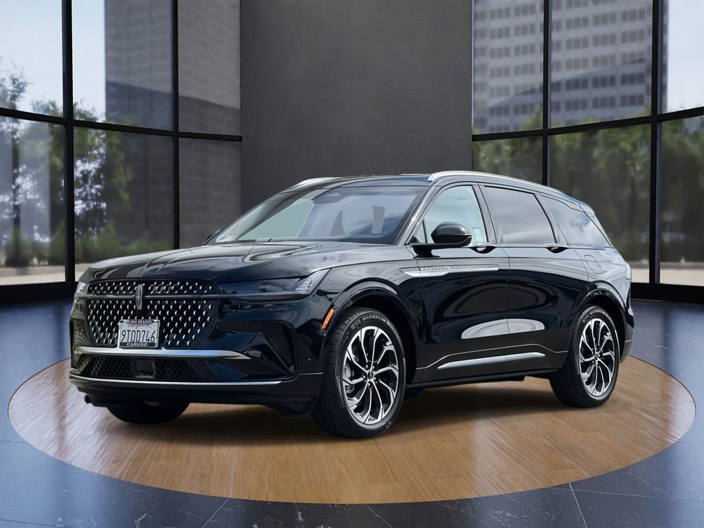 Used 2024 Lincoln Nautilus Reserve w/ Equipment Group 202A image 7