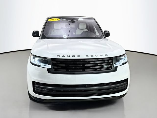 Used 2023 Land Rover Range Rover Long Wheelbase SE AWD/4WD image 2