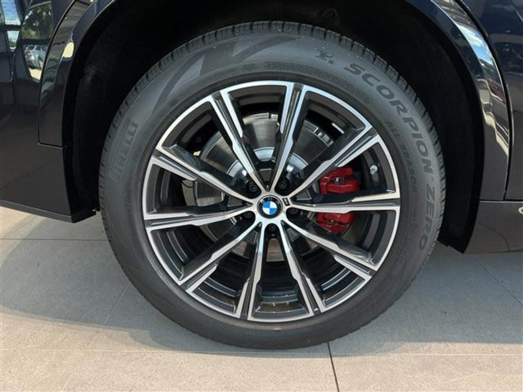 New 2026 BMW X5 M60i image 7