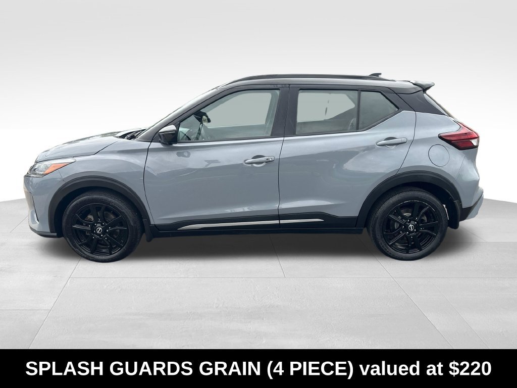Used 2023 Nissan Kicks SR FWD image 5