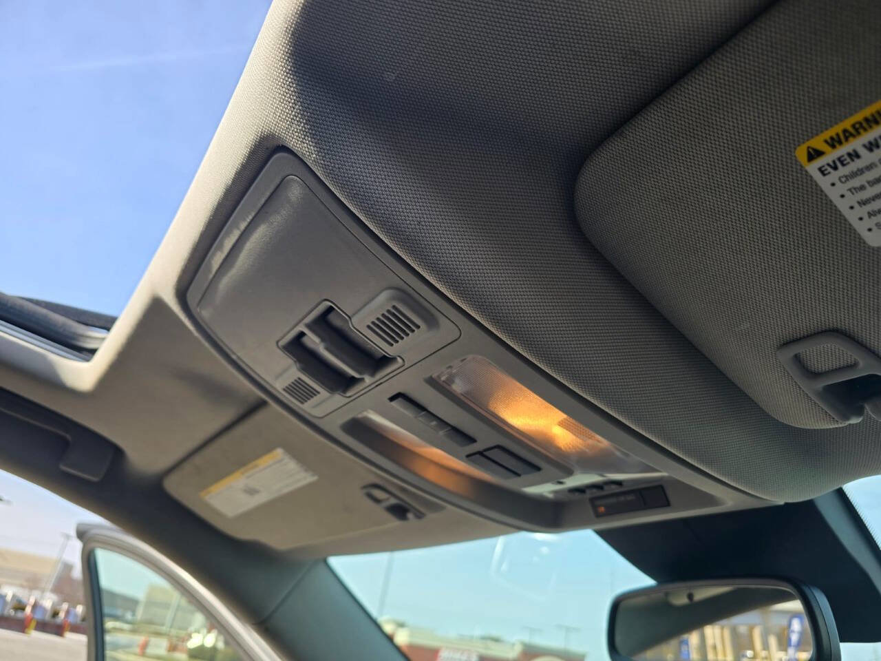 Used 2010 Cadillac SRX Premium image 52