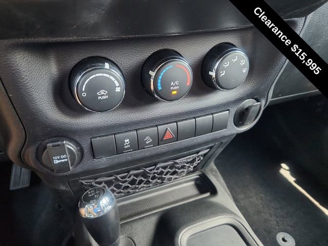 Used 2017 Jeep Wrangler Unlimited Sport w/ Connectivity Group image 36