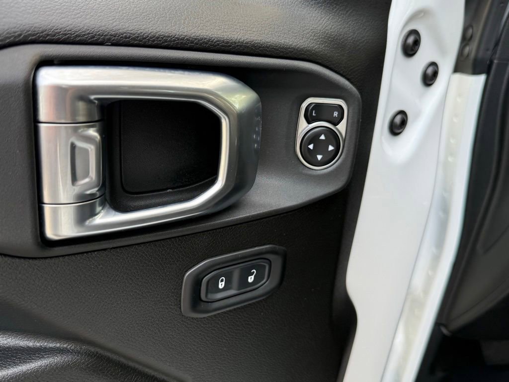 Certified 2024 Jeep Gladiator Sport image 44