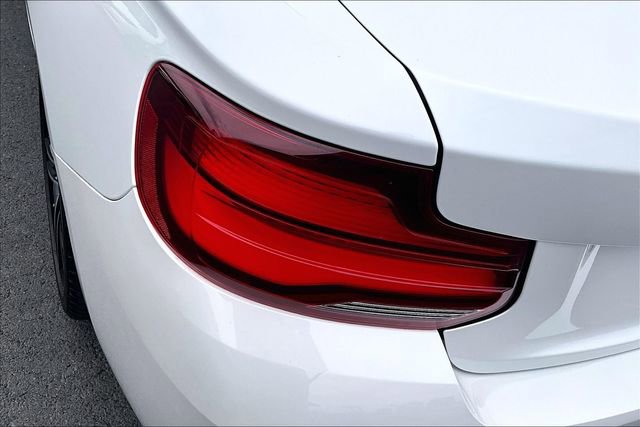 Used 2021 BMW 230i Convertible w/ M Sport Package image 32