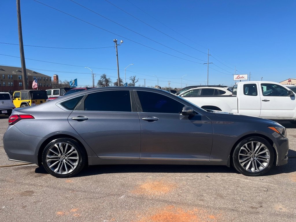 Used 2015 Hyundai Genesis 3.8 w/ Option Group 03 image 4