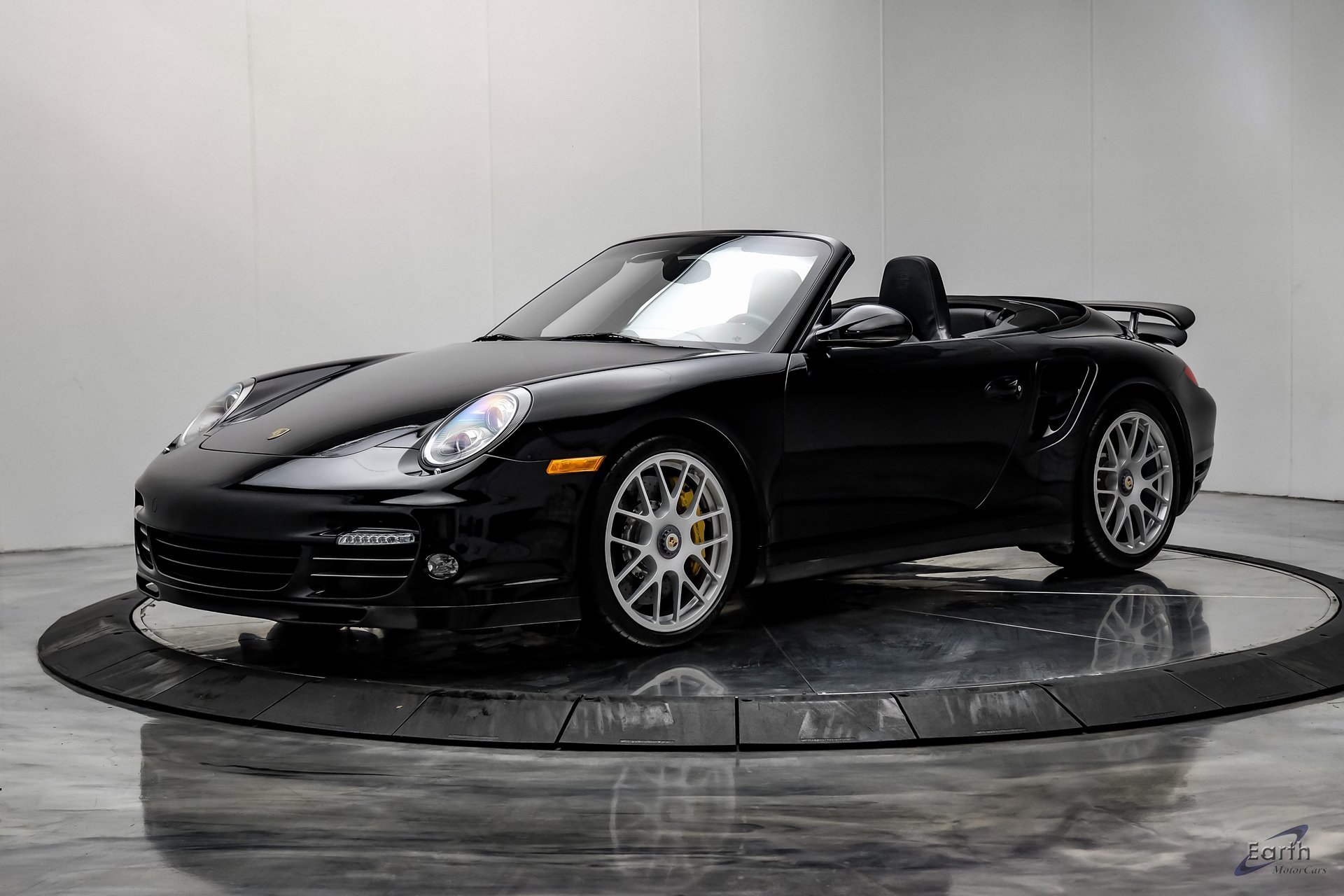 Used 2012 Porsche 911 Edition 918 Spyder image 4