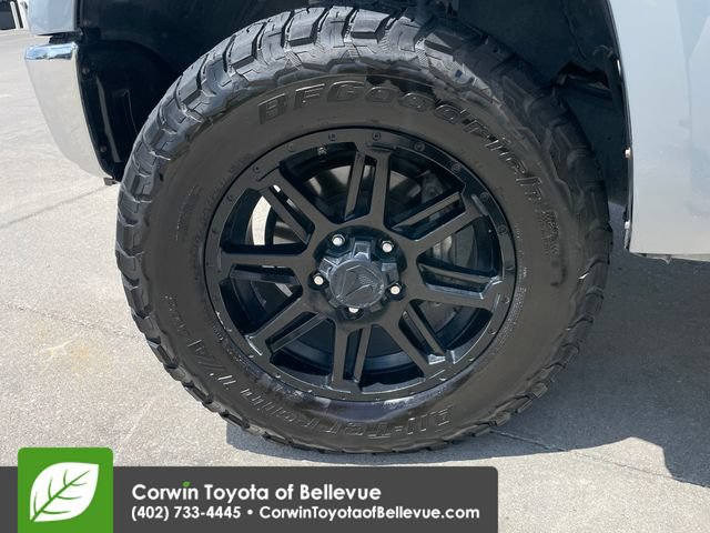 Used 2020 Toyota Tundra SR5 w/ SR5 Upgrade Package AWD/4WD image 45
