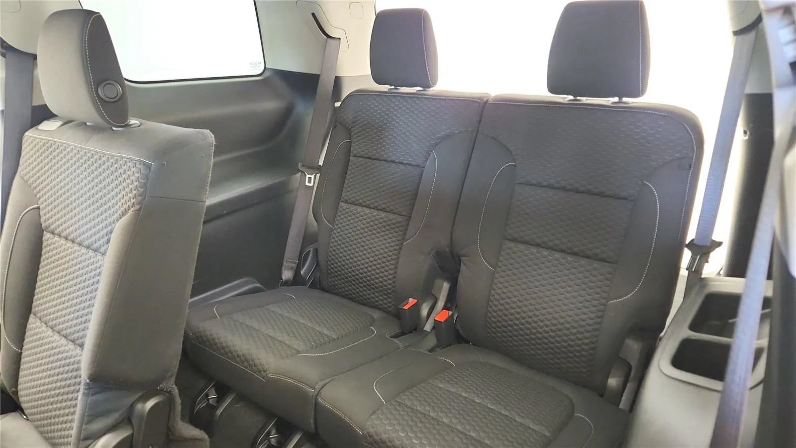 Used 2017 GMC Acadia SLE FWD image 32