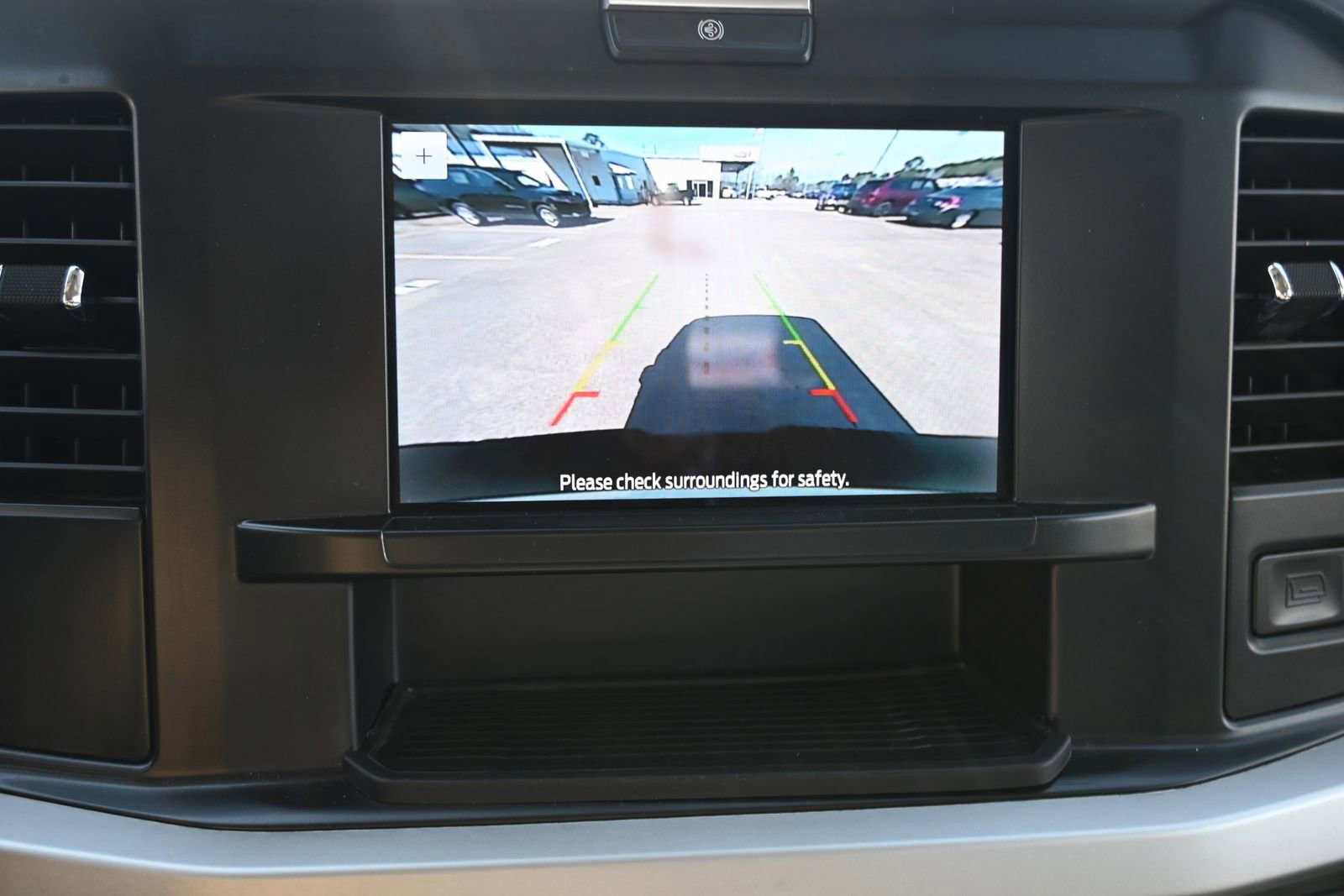 Used 2025 Ford F250 XLT image 14