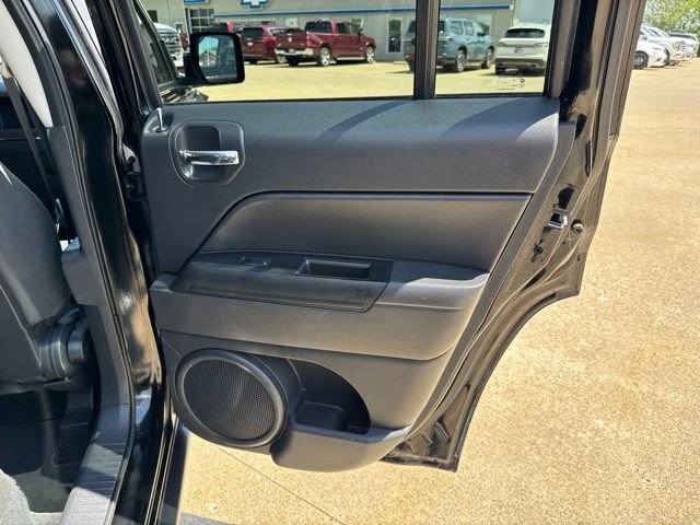 Used 2017 Jeep Patriot Sport w/ Power Value Group FWD image 22