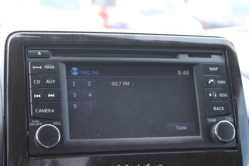 Used 2013 Nissan Titan SL w/ Moonroof Pkg image 36