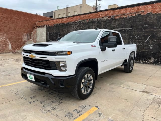 New 2026 Chevrolet Silverado 2500 Custom w/ Custom Value Package AWD/4WD image 1
