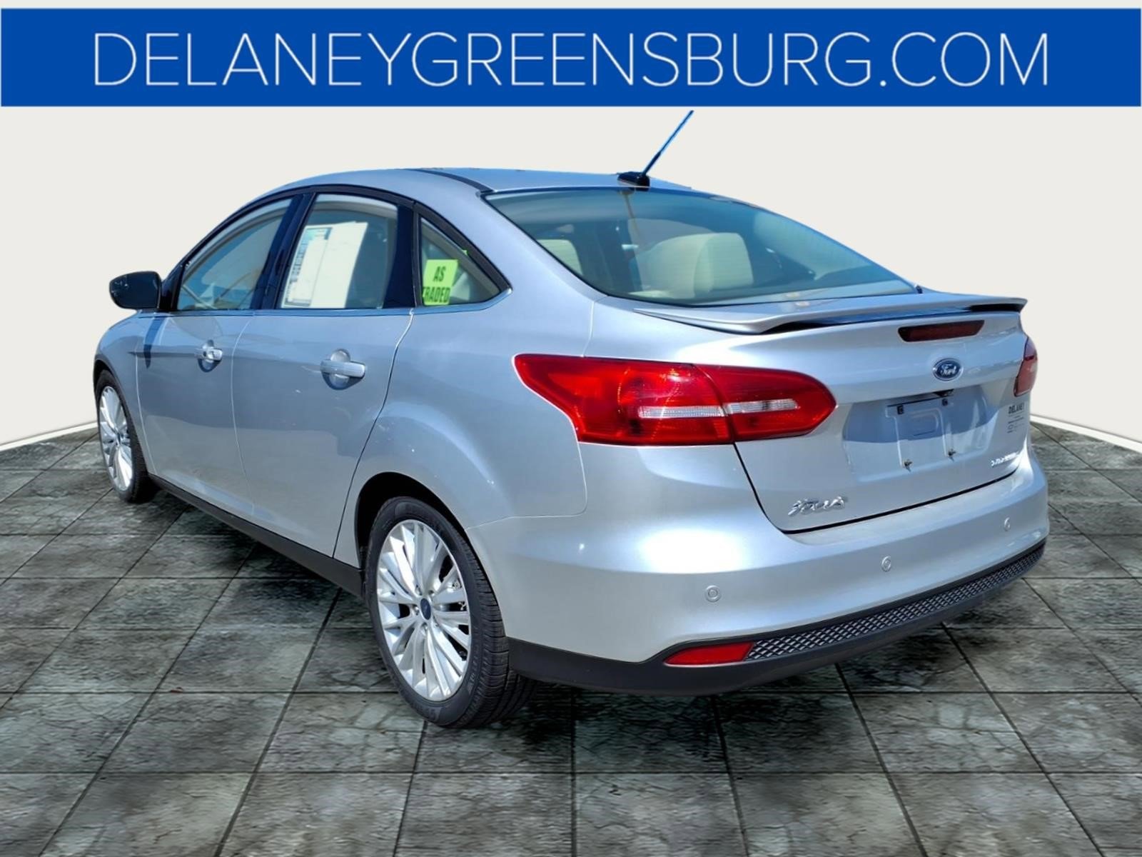 Used 2017 Ford Focus Titanium image 5