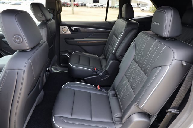 New 2026 Buick Enclave Avenir w/ Super Cruise Package image 13