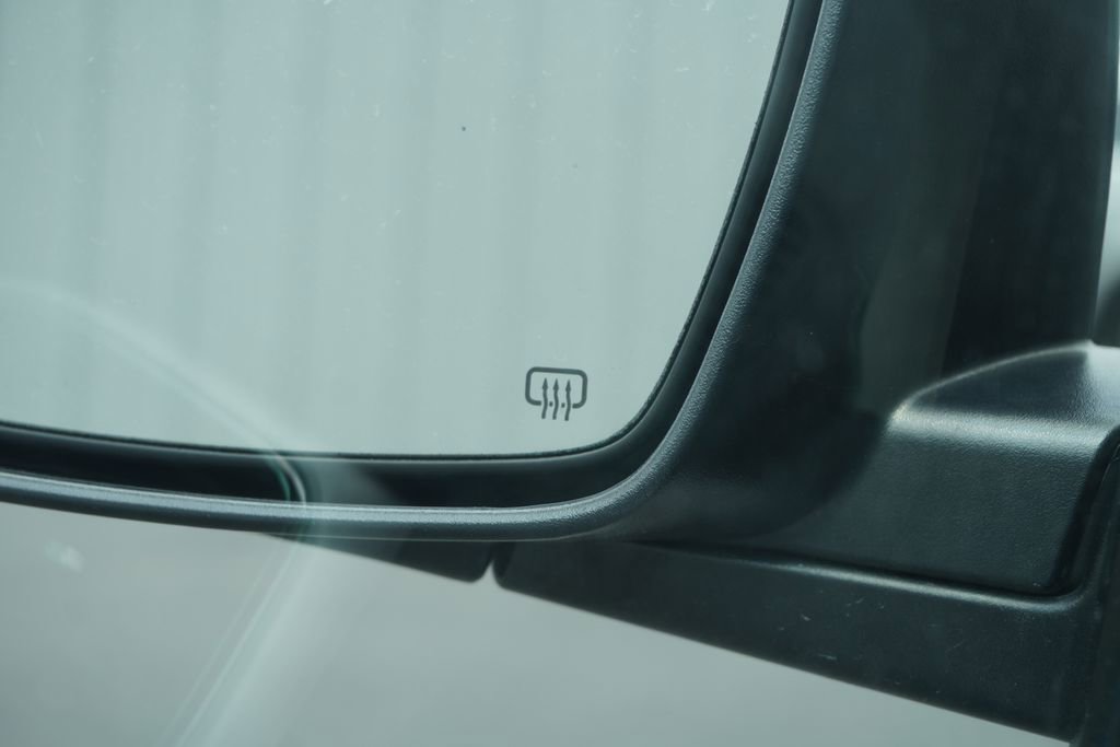 Used 2015 Dodge Journey R/T w/ Flexible Seating Group image 34