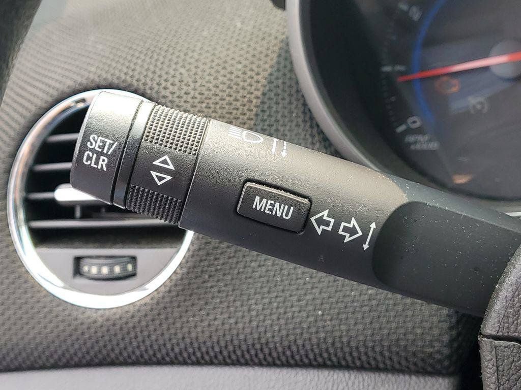 Used 2016 Chevrolet Cruze LT FWD image 11