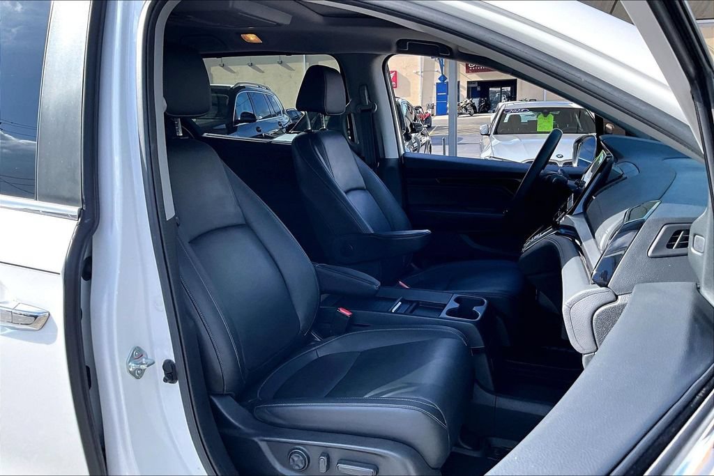 Used 2023 Honda Odyssey Touring image 10