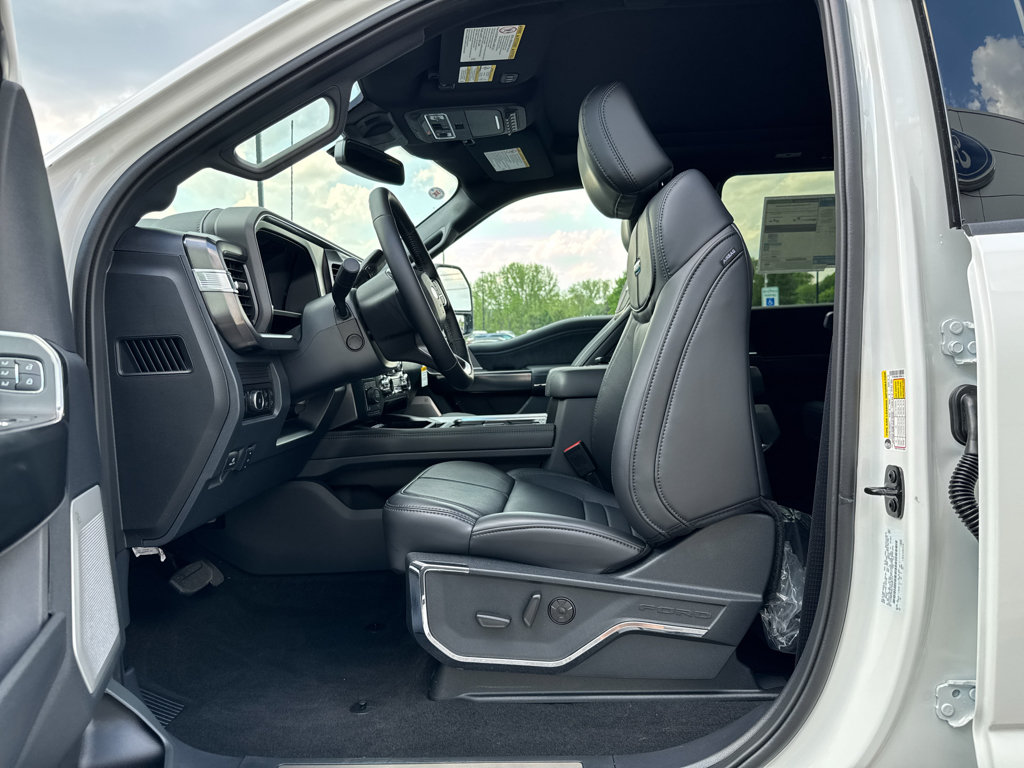 New 2026 Ford F250 Platinum AWD/4WD image 4