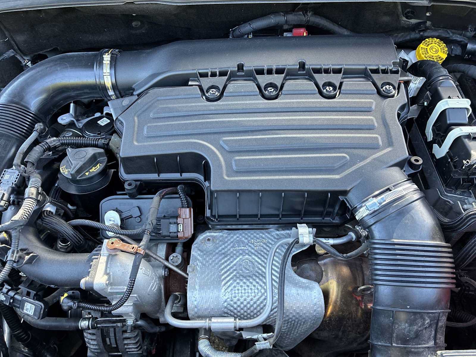 Certified 2023 Jeep Renegade Latitude AWD/4WD image 17