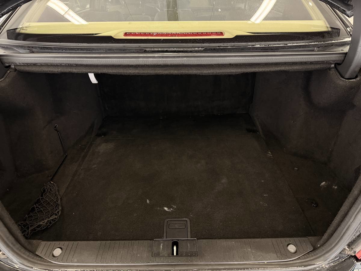 Used 2010 Mercedes-Benz S 550 4MATIC Sedan image 23