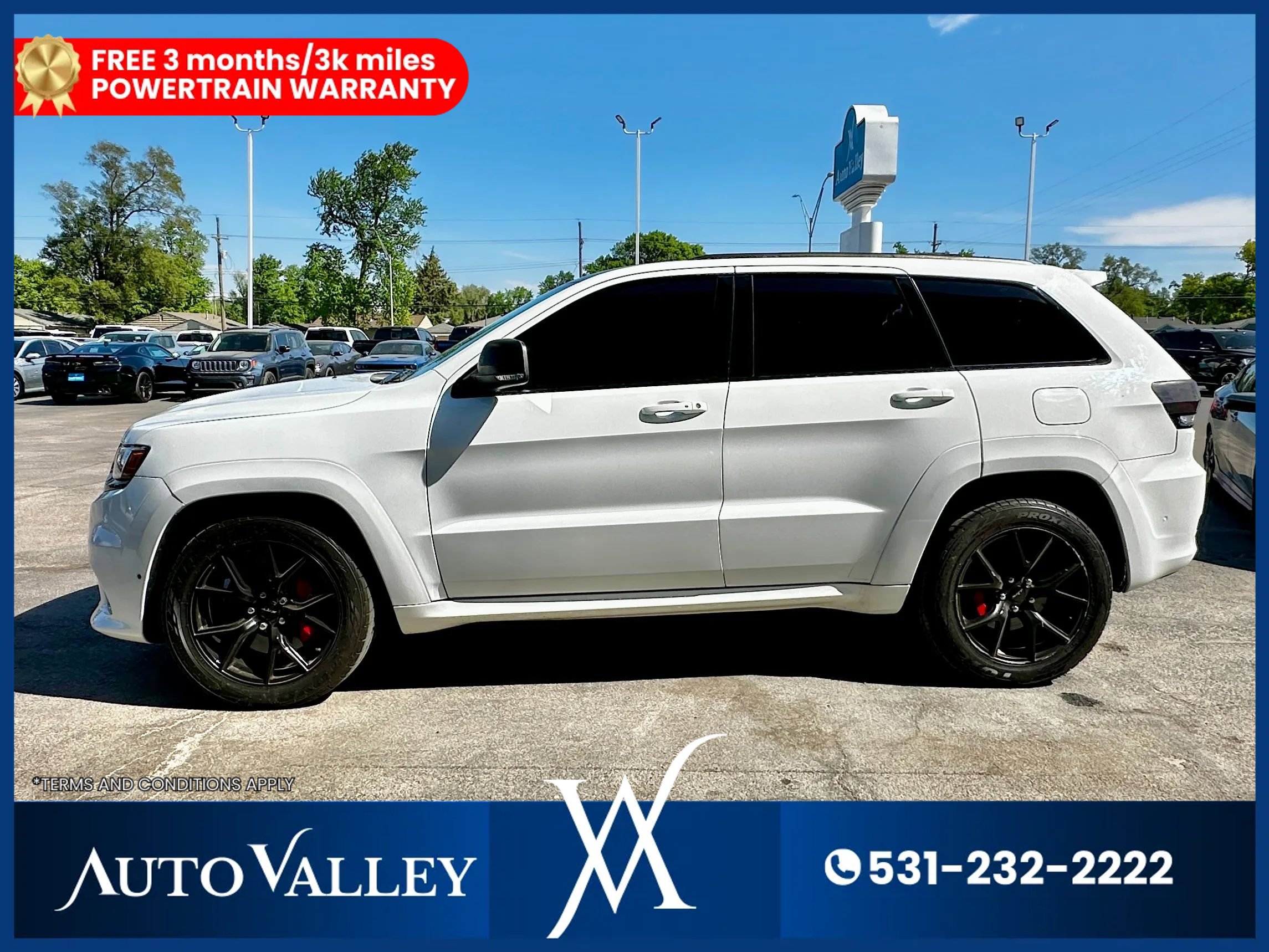 Used 2018 Jeep Grand Cherokee SRT image 4