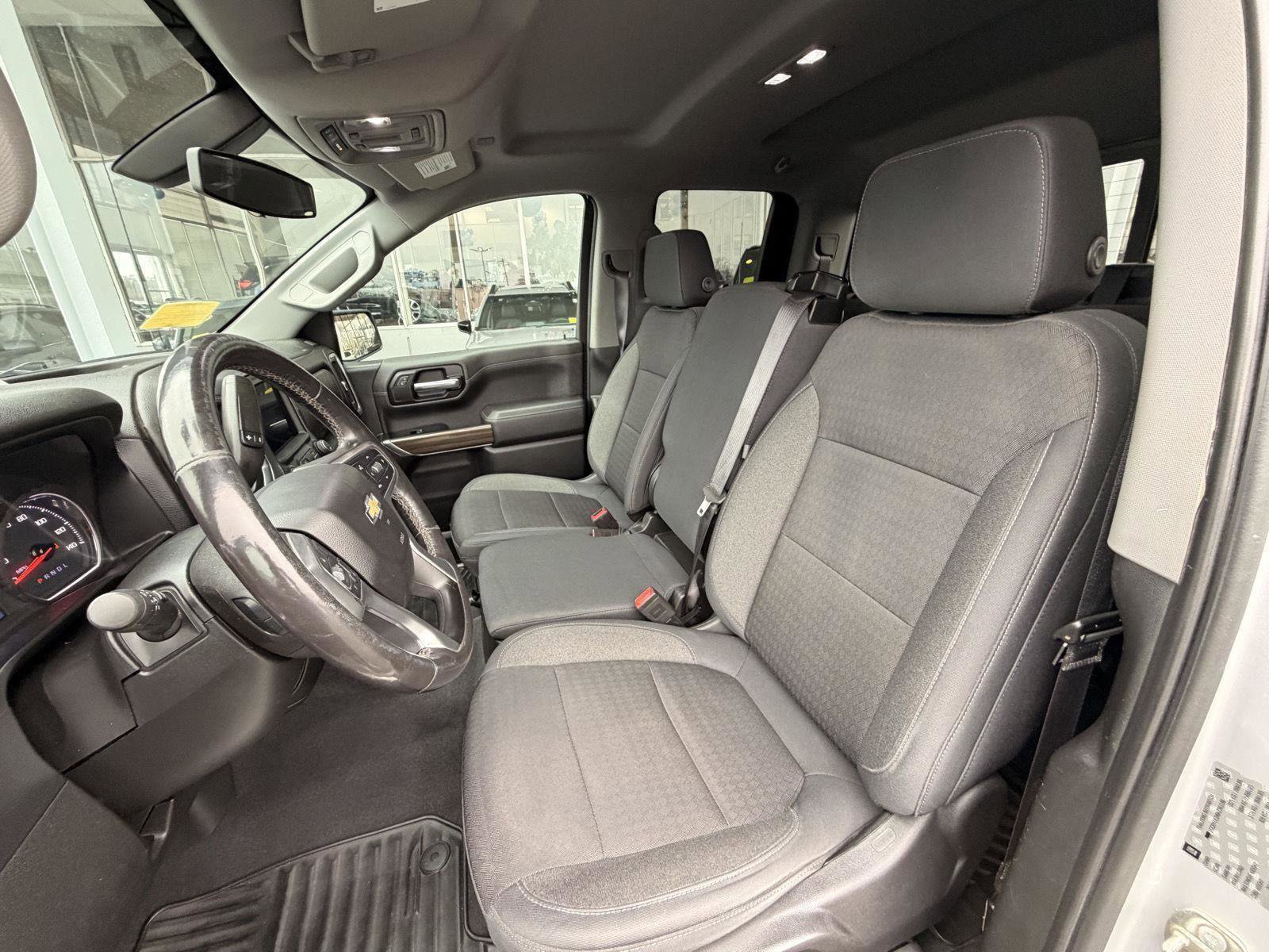 Used 2019 Chevrolet Silverado 1500 LT w/ All-Star Edition AWD/4WD image 24