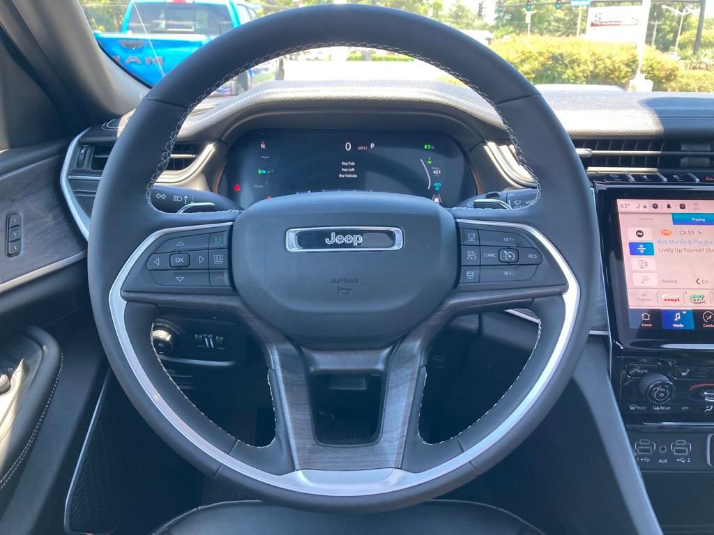 New 2024 Jeep Grand Cherokee Limited 4xe image 15