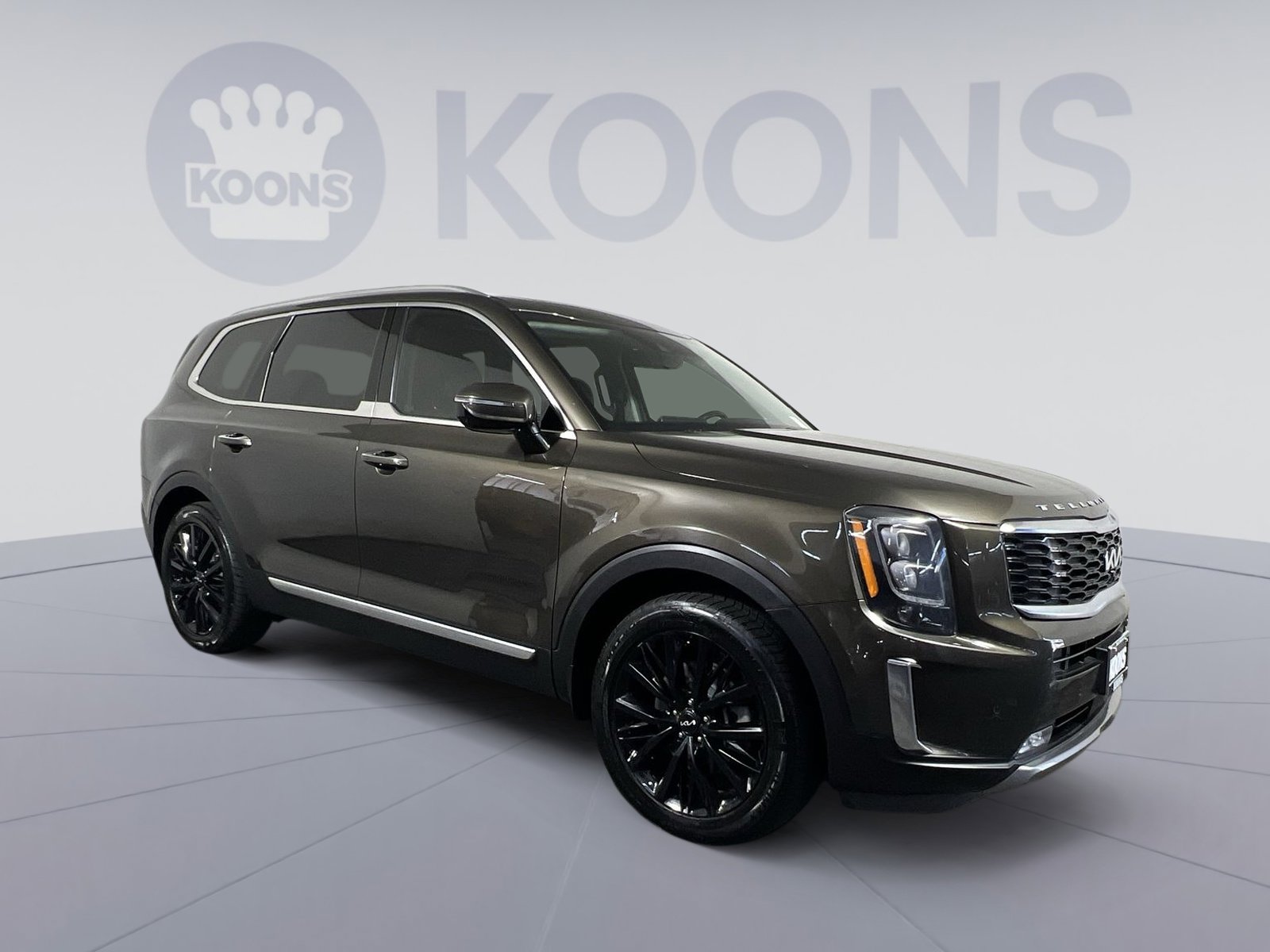 Used 2022 Kia Telluride SX w/ SX Prestige Package image 2