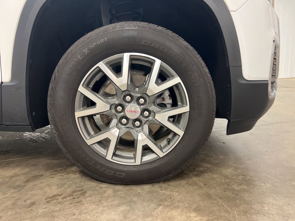 Certified 2023 GMC Acadia SLE w/ Driver Convenience Package image 21