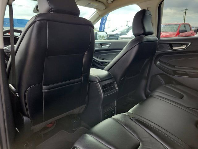 Certified 2022 Ford Edge Titanium AWD/4WD image 16