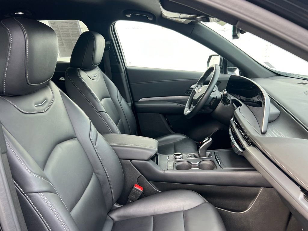 Certified 2025 Cadillac XT4 Premium Luxury image 21