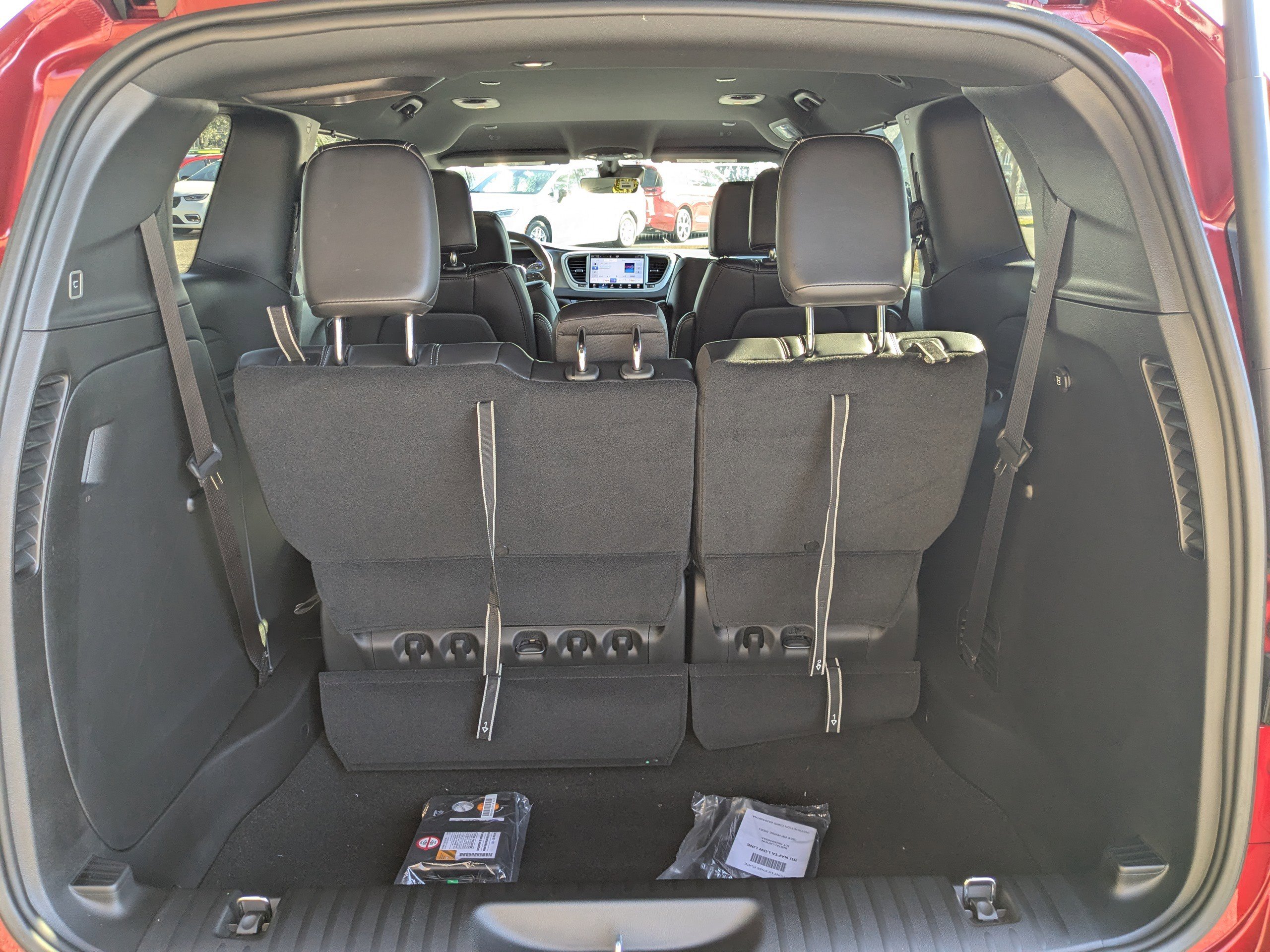 New 2026 Chrysler Voyager LX image 12