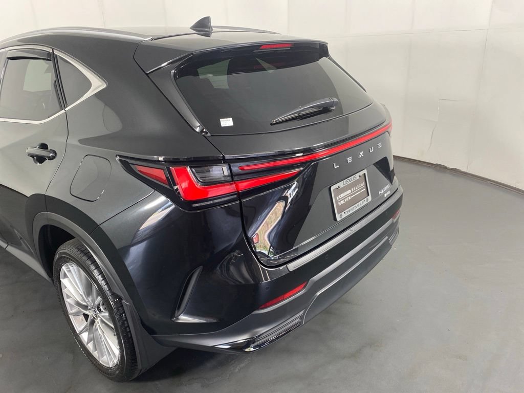 Certified 2025 Lexus NX 350 AWD w/ Accessory Package (2T) image 10