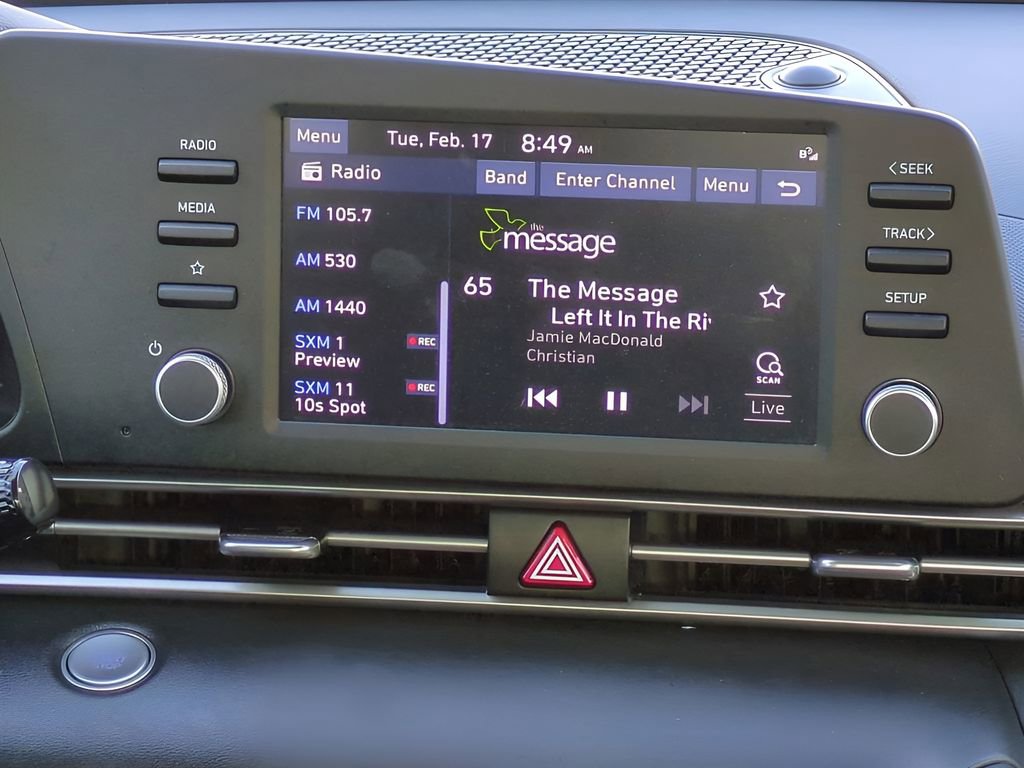 Used 2023 Hyundai Elantra SEL image 16