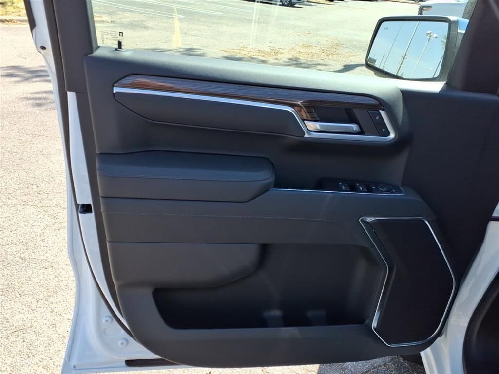 New 2026 Chevrolet Silverado 1500 LT w/ Safety Package image 9