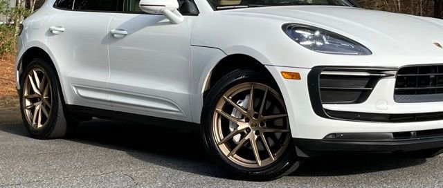 Used 2022 Porsche Macan Base image 10