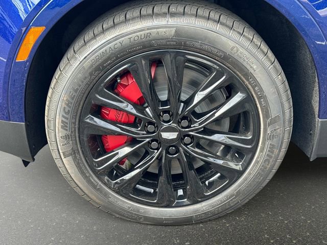 New 2026 Cadillac XT5 Sportv w/ LPO, Onyx Lite Package AWD/4WD image 9